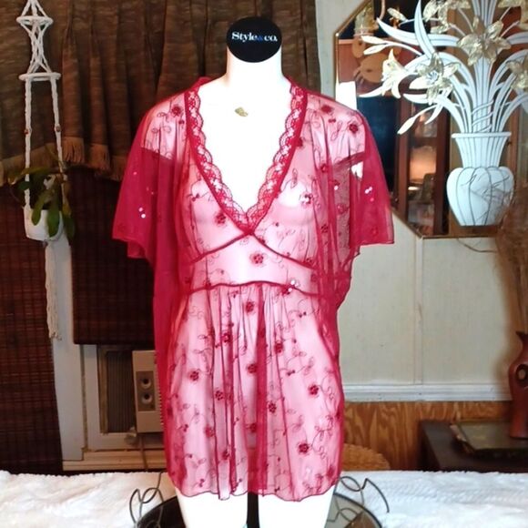 Bundle of Joy Womans    Maternity Lace Red‎ Sheer NWT  Womans Top 1X - Picture 1 of 9